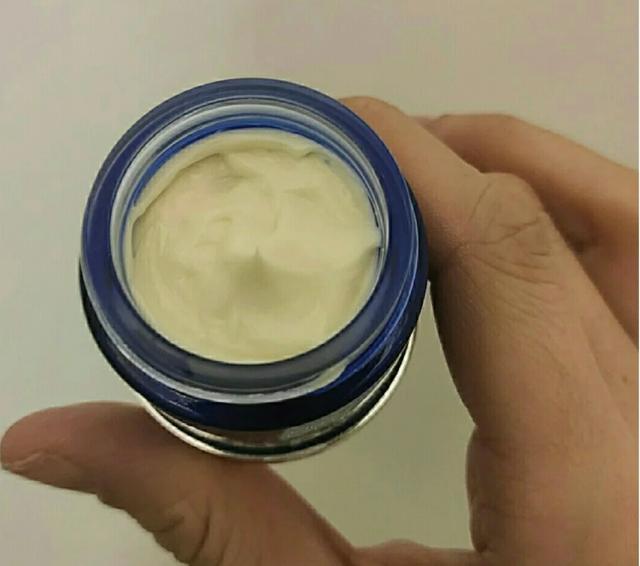 去皱眼霜去细纹鱼尾纹测评,10款大家关注度最高的抗皱眼霜