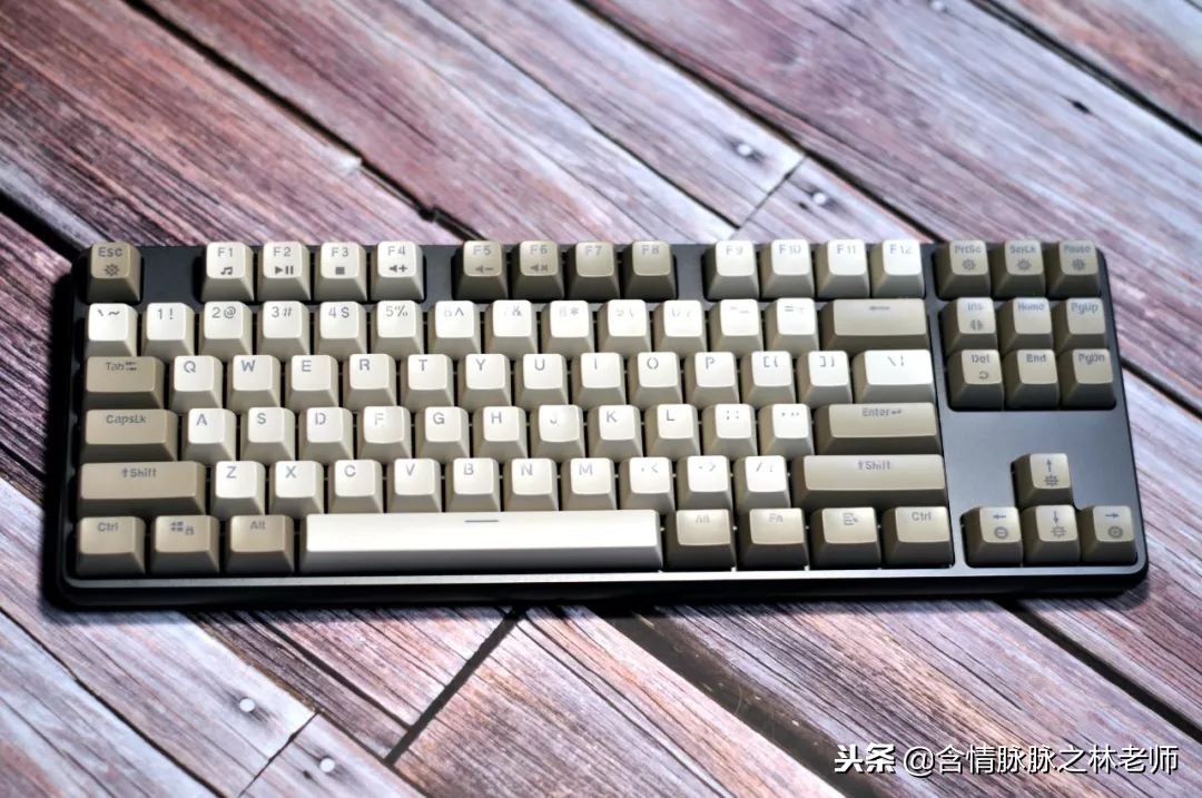 红轴正刻机械键盘,悦米红轴机械键盘