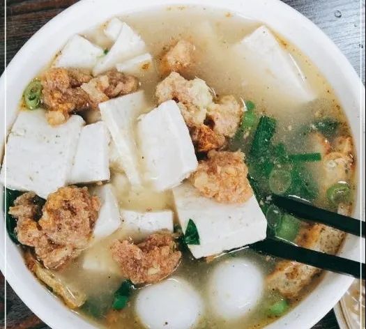 洛阳美食攻略10元以下,扁豆块洛阳的吃法