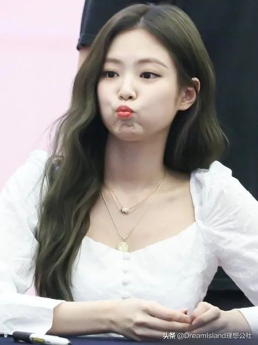 美妆好物狂欢粉底液,适合春天的粉底液