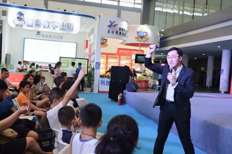 小学作文辅导书排行榜大全最新,小学生买什么作文辅导书好