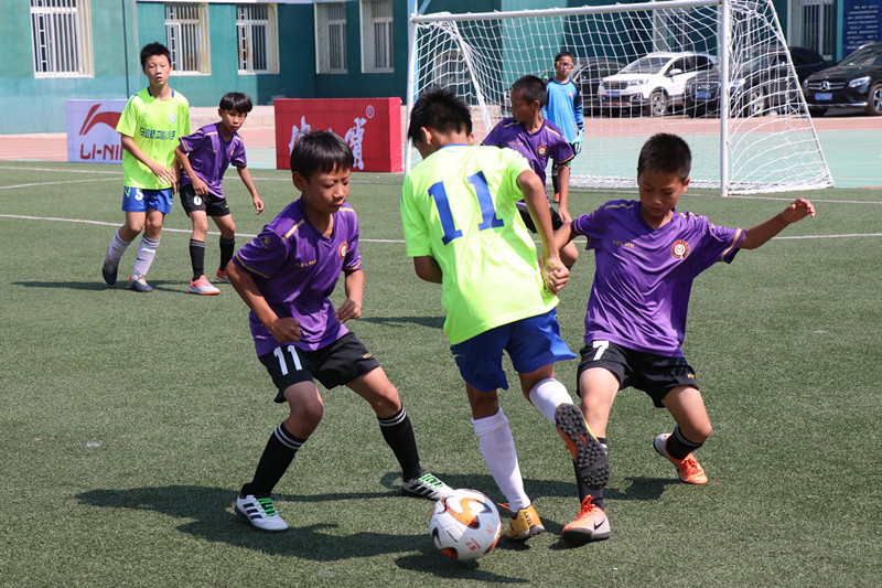 世界u12足球锦标赛完整版的视频,中国健力宝足球锦标赛