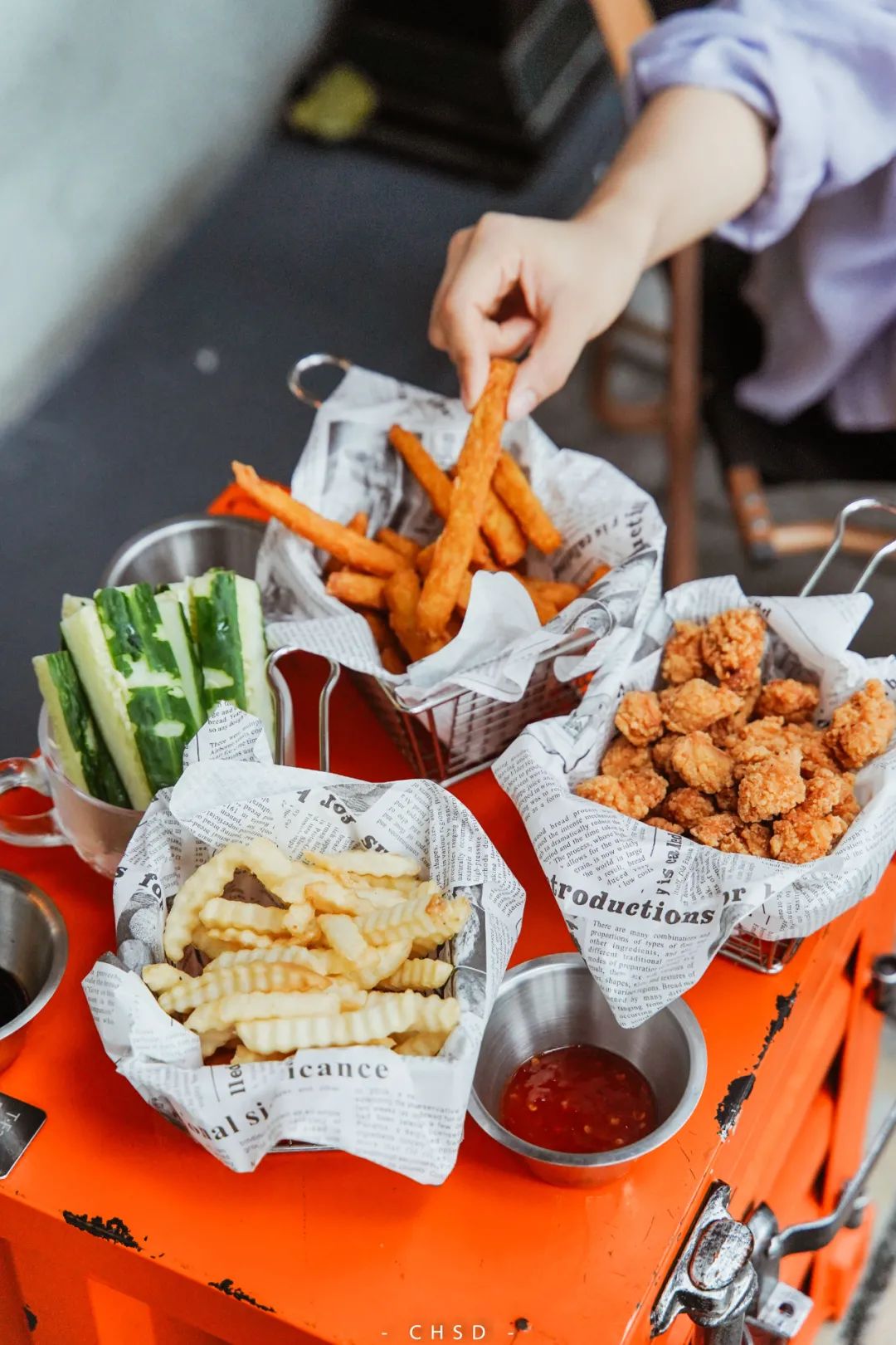 家楼下的「茶饮咖啡+精酿」，从清醒到微醺都给你安排上