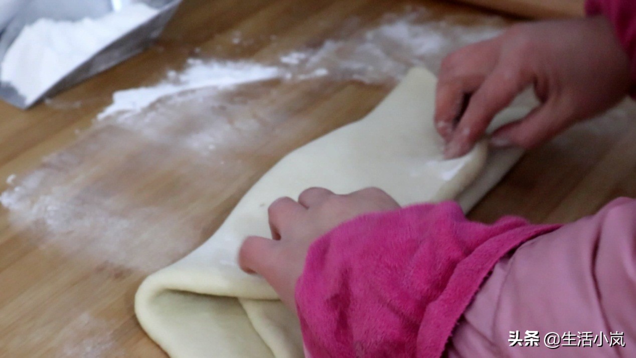 怎么炸软麻花里软外酥,炸出香脆的麻花