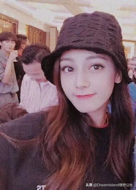 穿搭时尚明星同款,明星都在穿的超经典爆款