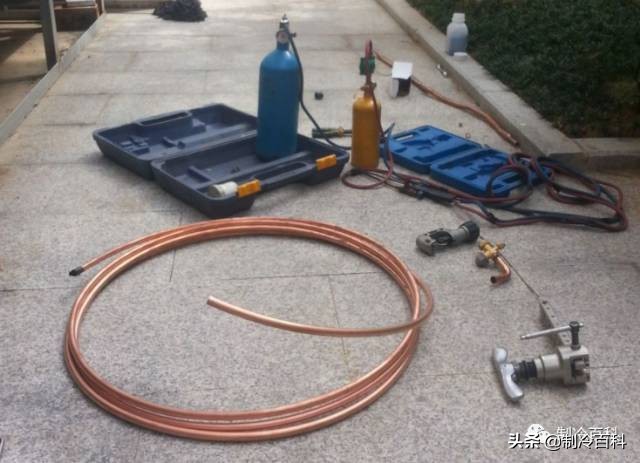 制冷系统为什么有水分,制冷系统有水分怎么处理