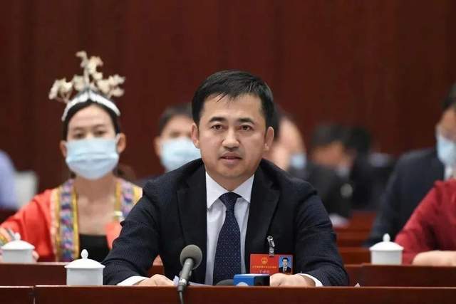 绂忓缓80鍚庝紒涓氬鍚嶅崟,闂藉晢鍗佸ぇ鏂伴攼棰嗗啗浜虹墿