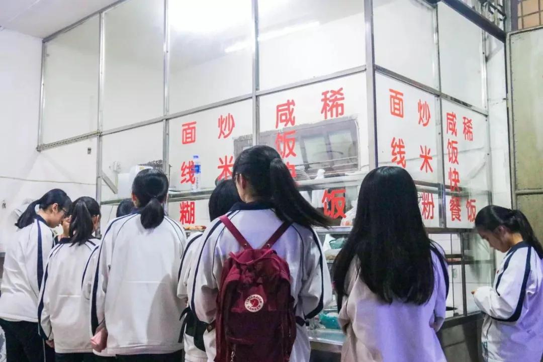 泉州学校门口童年回忆小吃,泉州学生街美食