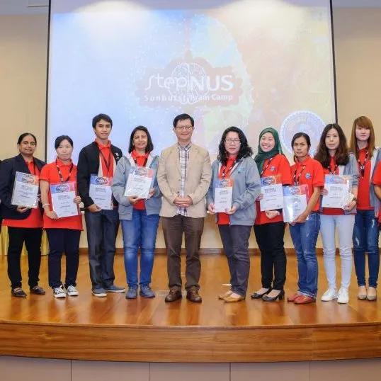 成都铁中和铁中府河校区,成都铁中