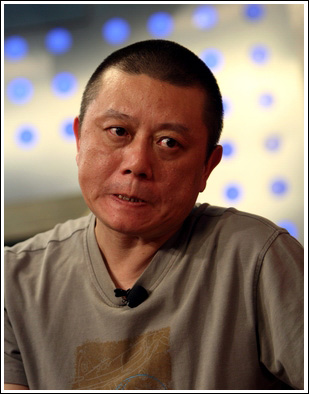 余秋雨回应王朔,王朔怼余秋雨视频完整版