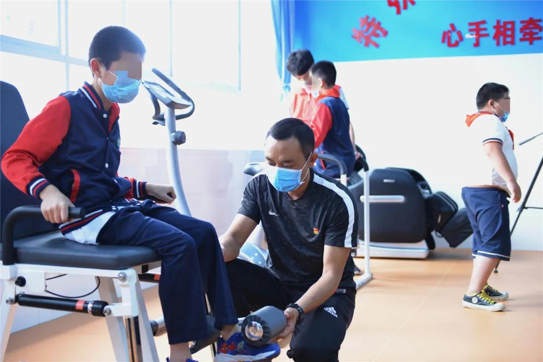 温暖就在这里~蒙自首个特殊学生康复训练中心成立