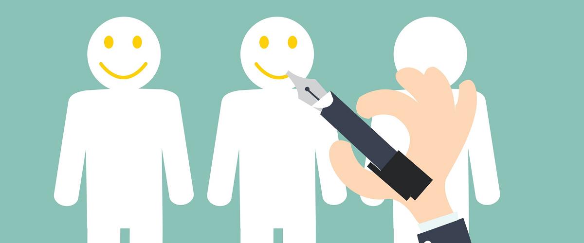 轮胎爆炸被钢圈压死,轮胎爆炸引起的事