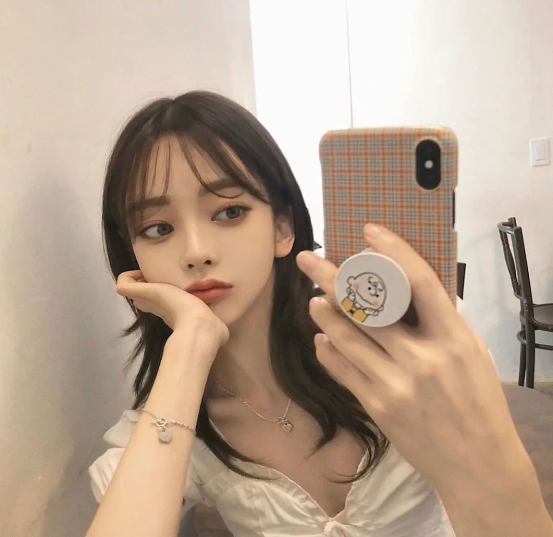 3款不挑脸型的刘海，又美又精致，自己动手就能剪