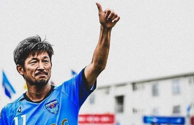 盘点踢足球最厉害的人,踢球最老的球星