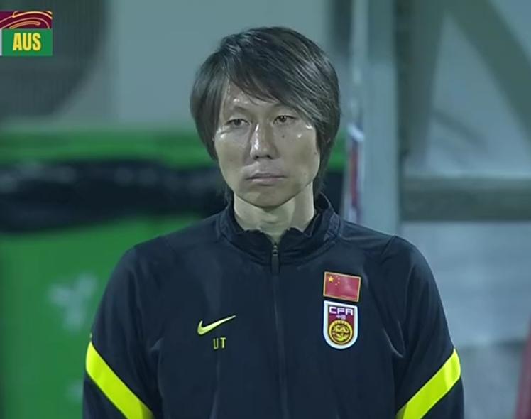 极端了!网友在李铁微博下刷屏“一路走好”,国足主帅被人身攻击