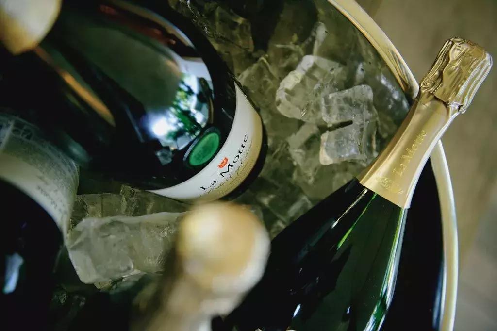 喝起泡酒真的好喝吗,喝起泡酒