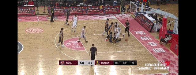 前辽篮天才国手慈善比赛中挑衅业余球员，他的名气曾远超丁彦雨航