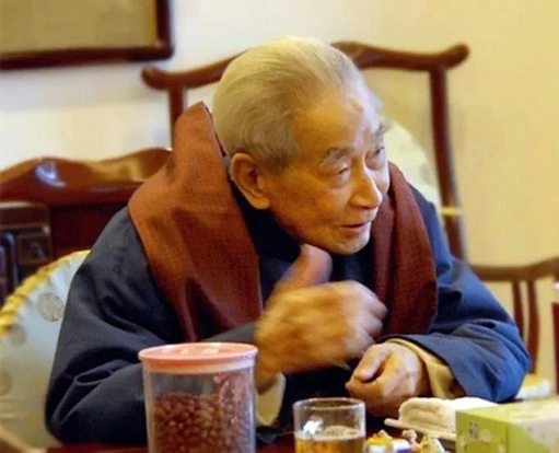 南怀瑾的点拨:人在低谷时,默念这三句话,一切都会否极泰来