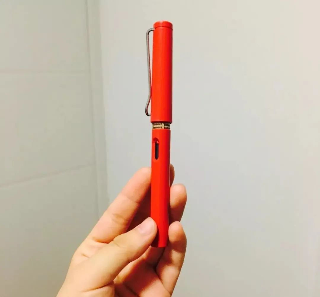 钢笔测评容易出笔锋,钢笔测评方便上墨