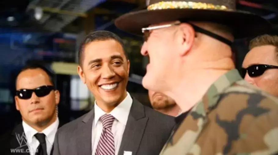 wwe打斯瓦辛格,施瓦辛格客串wwe摔角狂热完整版