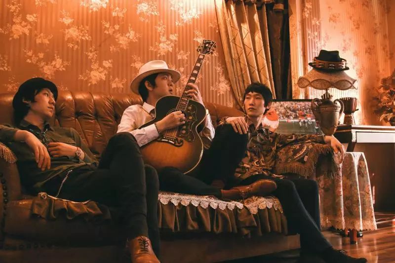 盘尼西林的歌是什么风格,盘尼西林摇滚