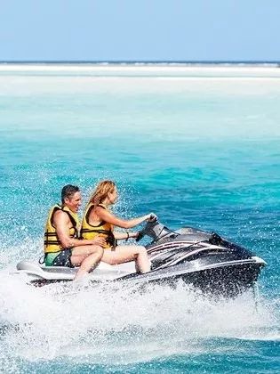 南阿里环礁,丽世岛度假村