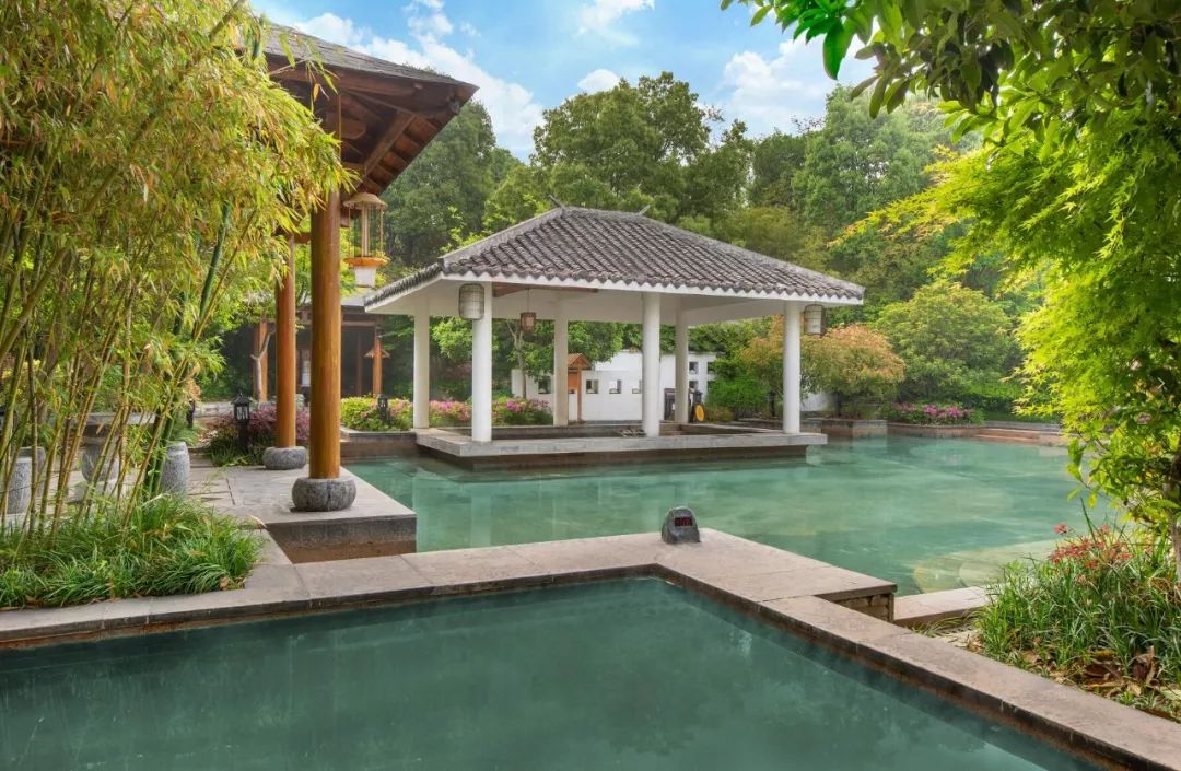 深业半汤御泉庄温泉人多吗,深业御泉庄温泉好玩吗