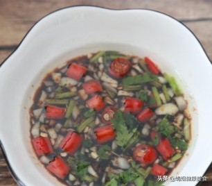 香煎茄子的家常做法简单好吃,油煎茄子加面粉怎样煎才好吃