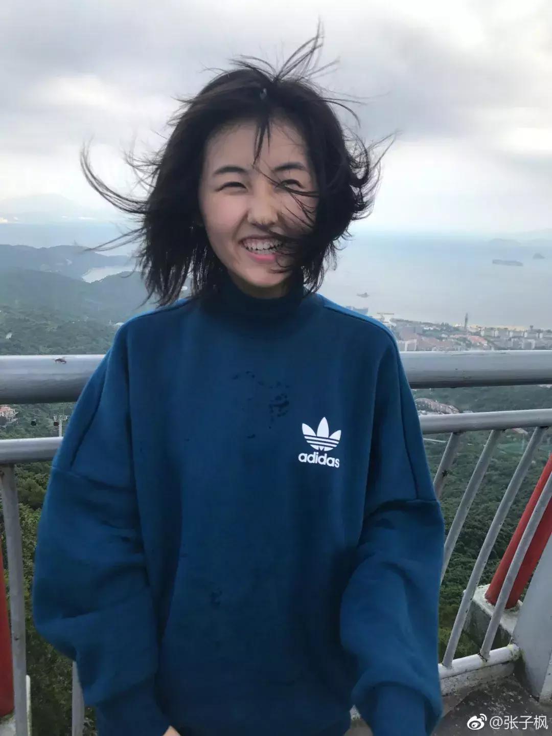 张子枫日式穿搭,张子枫港风穿搭