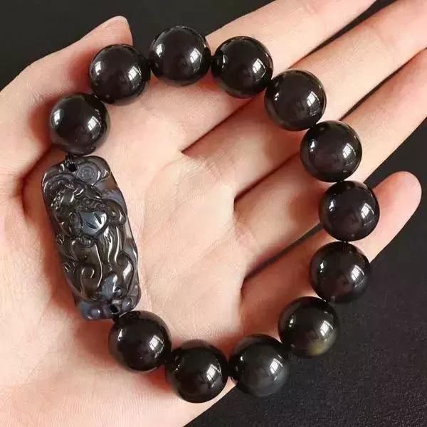 李嘉诚貔貅阵,李嘉诚办公室摆88只貔貅