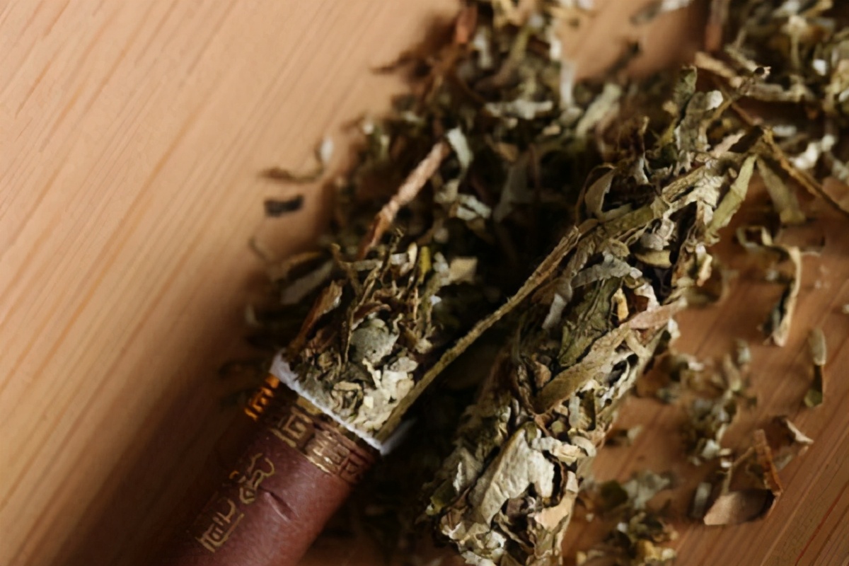 “人生在世，多尝多试”，那么茶烟是什么味道？