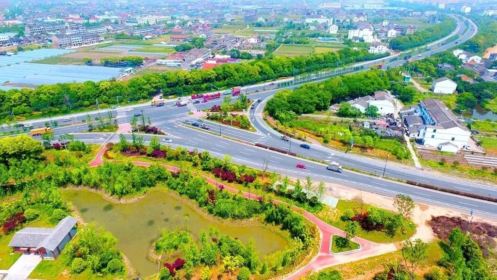 幸福道路越走越宽,幸福道路越走越宽阔