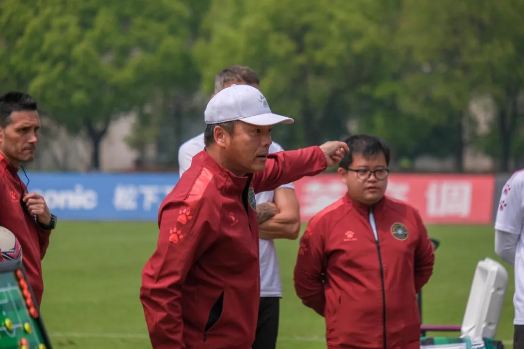 绿城足球最新消息今天,绿城足球比赛表2024