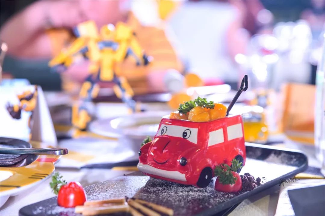 小汽车开上宝宝餐桌，妈妈再也不用烦恼宝宝不爱吃饭啦