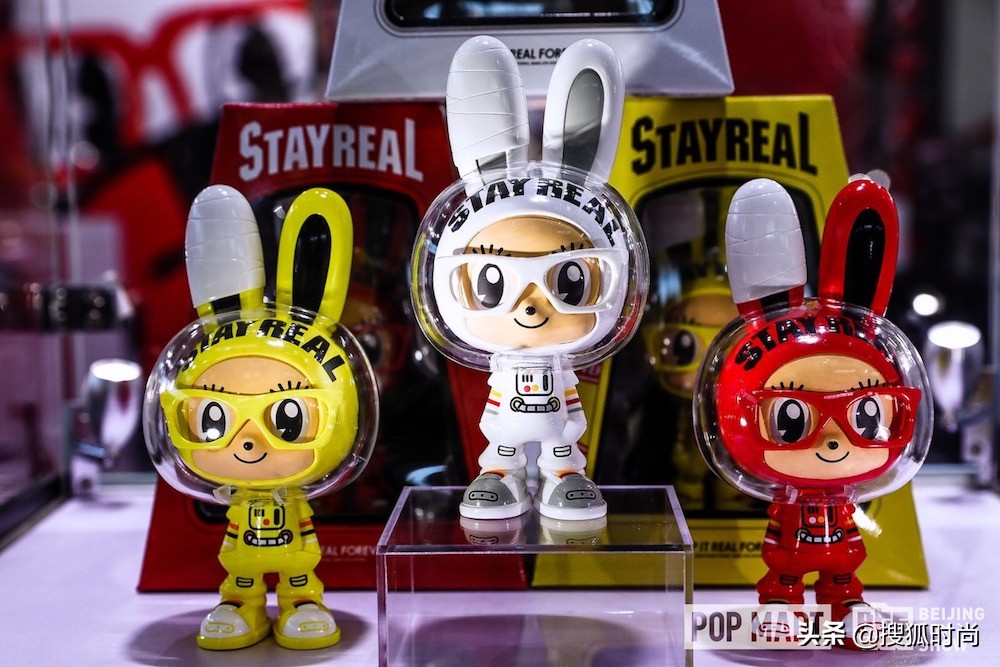 与其眼巴巴看黄晓明因玩具上热搜，不如跟我逛逛京城最潮玩具展