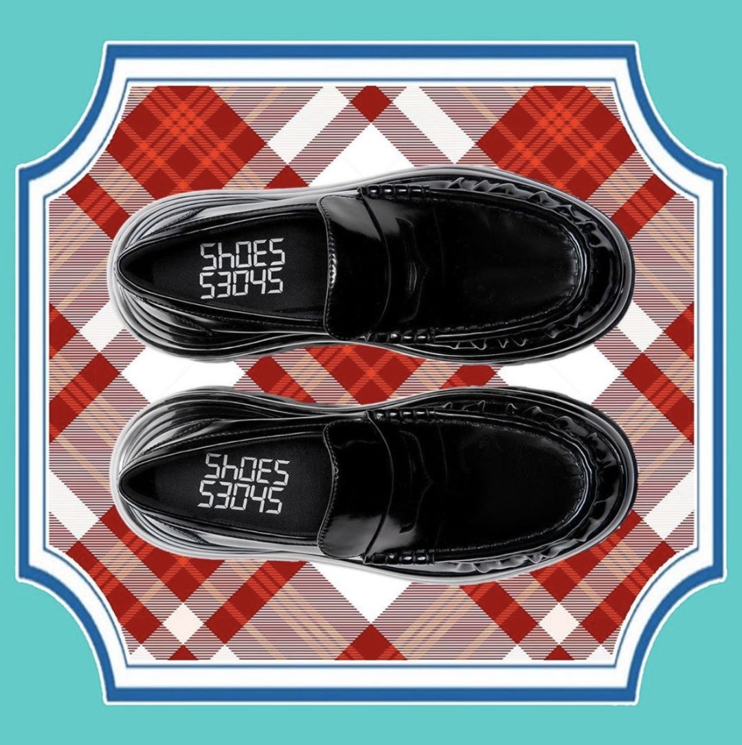 在皮鞋和球鞋之间摇摆的我们，终于找到了最佳选择