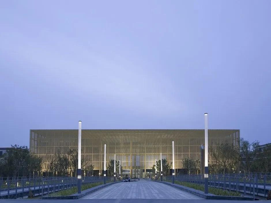 d.e.r发现时代设计师,视频专访|对话吴钢:平常的建筑