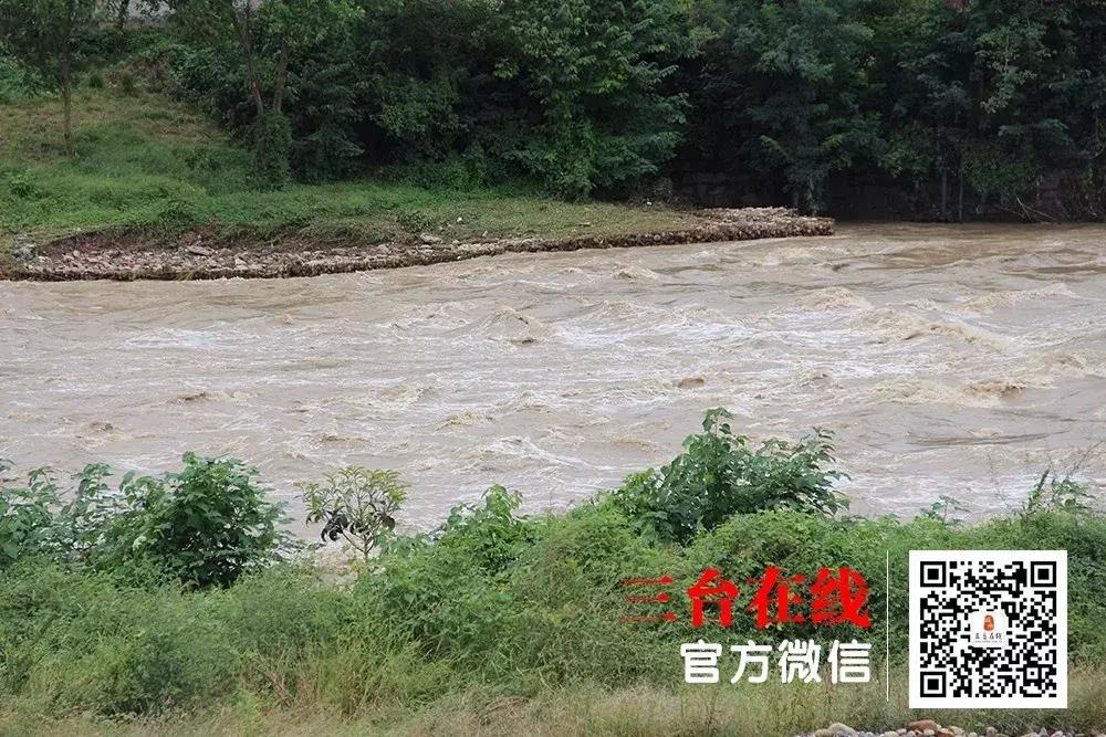 三台涪江洪水最新视频,三台涪江暴雨泄洪
