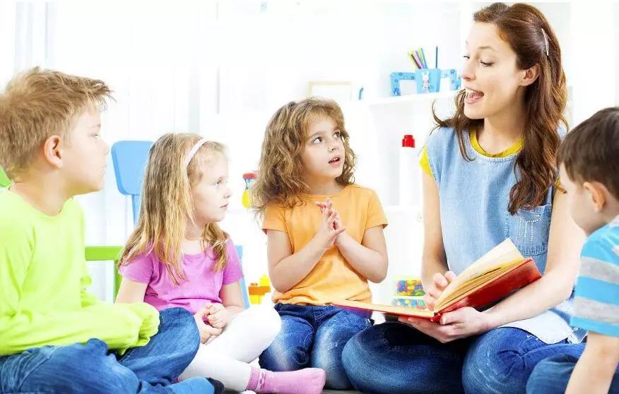 小女孩如何防性侵？这位妈妈的做法很聪明，值得借鉴