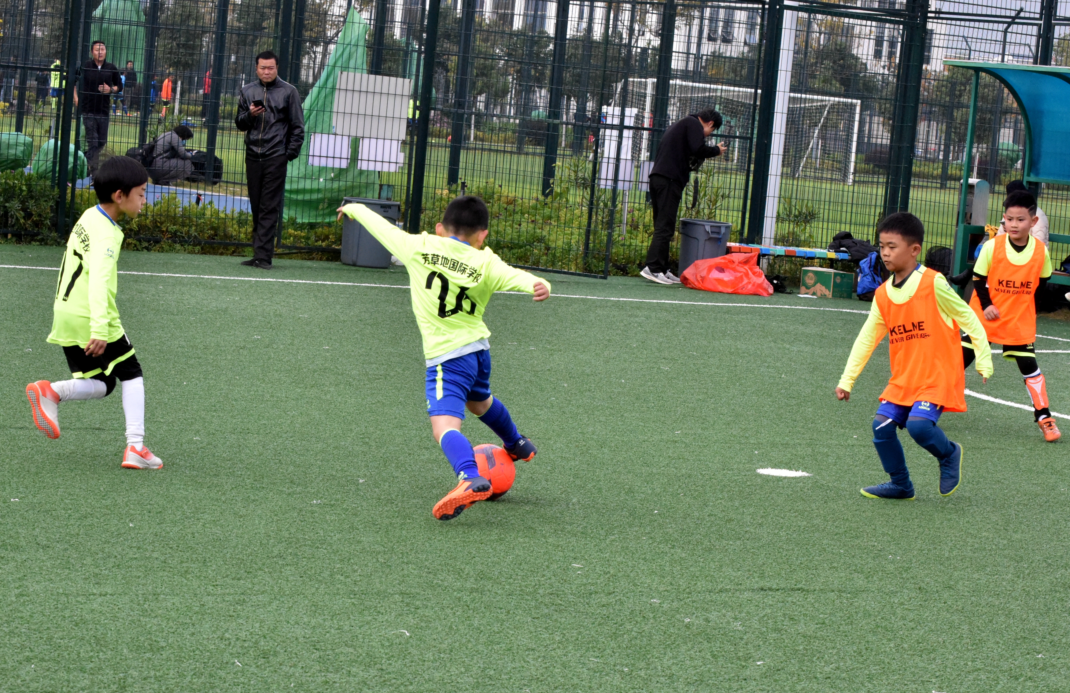 天冷更需要跑步,5天4夜足球冬令营