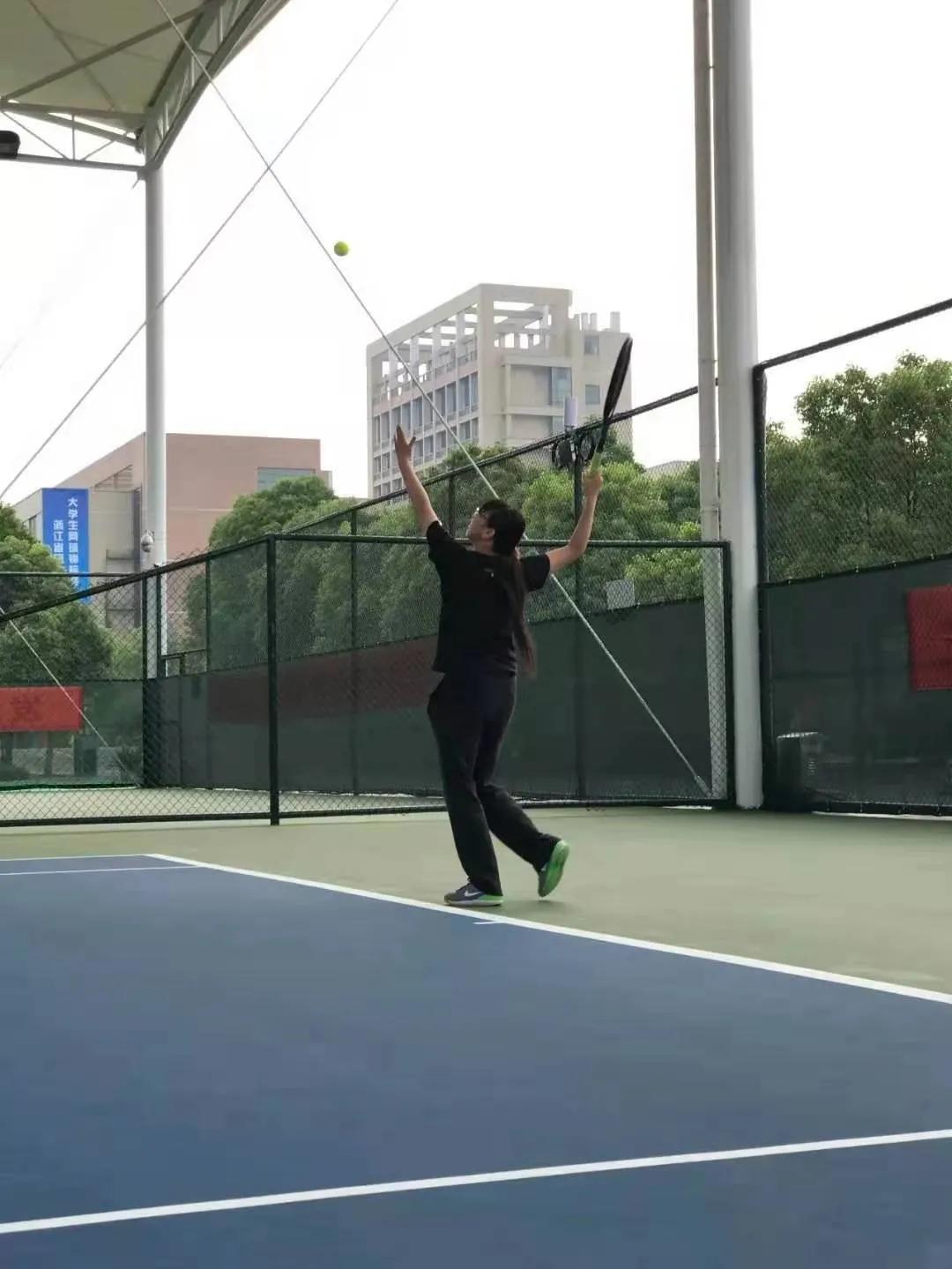 篮球足球排球台球网球,篮球足球羽毛球乒乓球排球图片