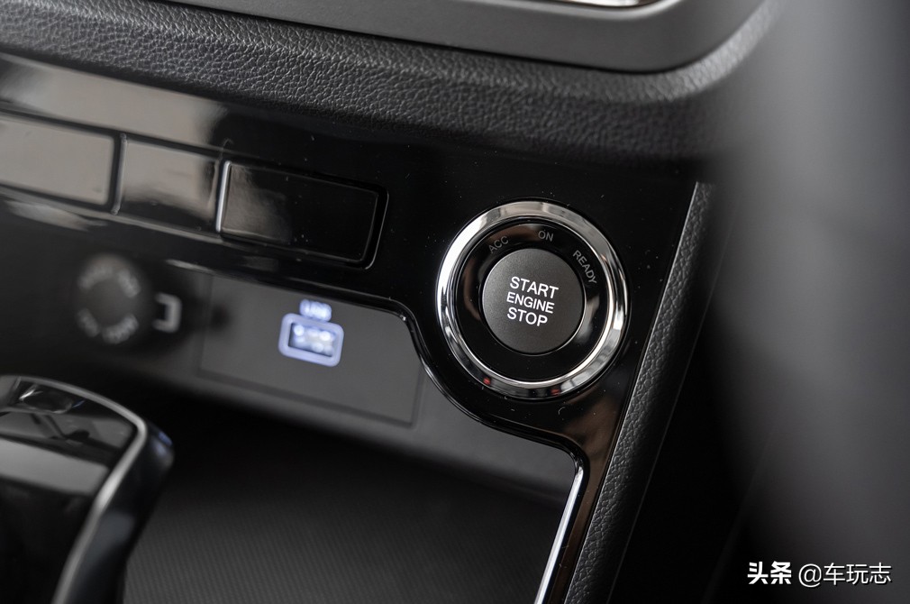 2011款双龙柯兰多操作指南 (双龙柯兰多家用车)