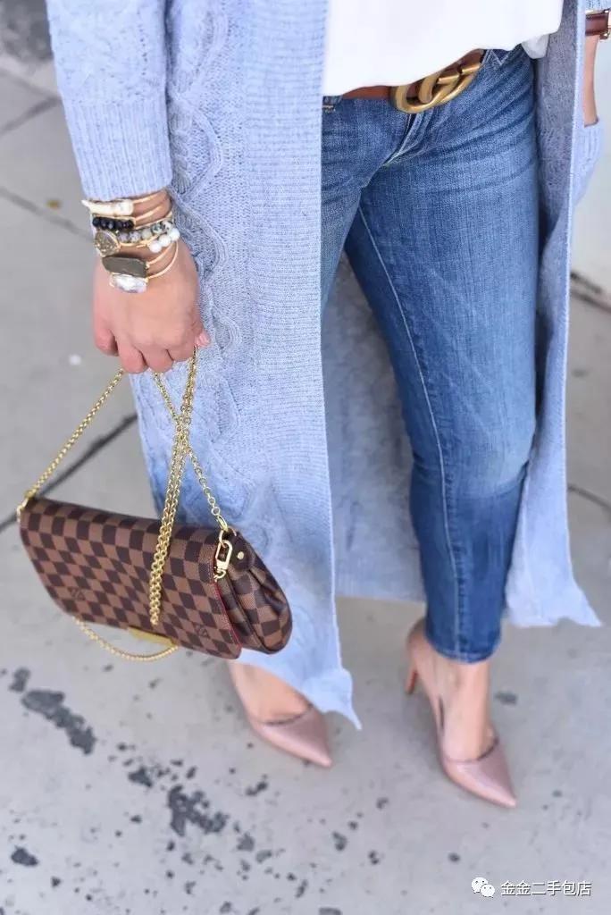 lv包包棋盘格什么色好看,lv最好看的百搭包包