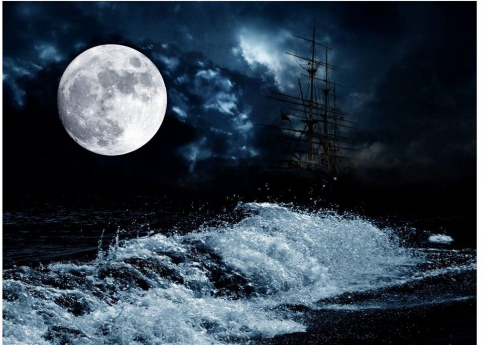 放大镜聚焦阳光能点燃火柴，聚焦月光能点燃吗？其实光源不是关键