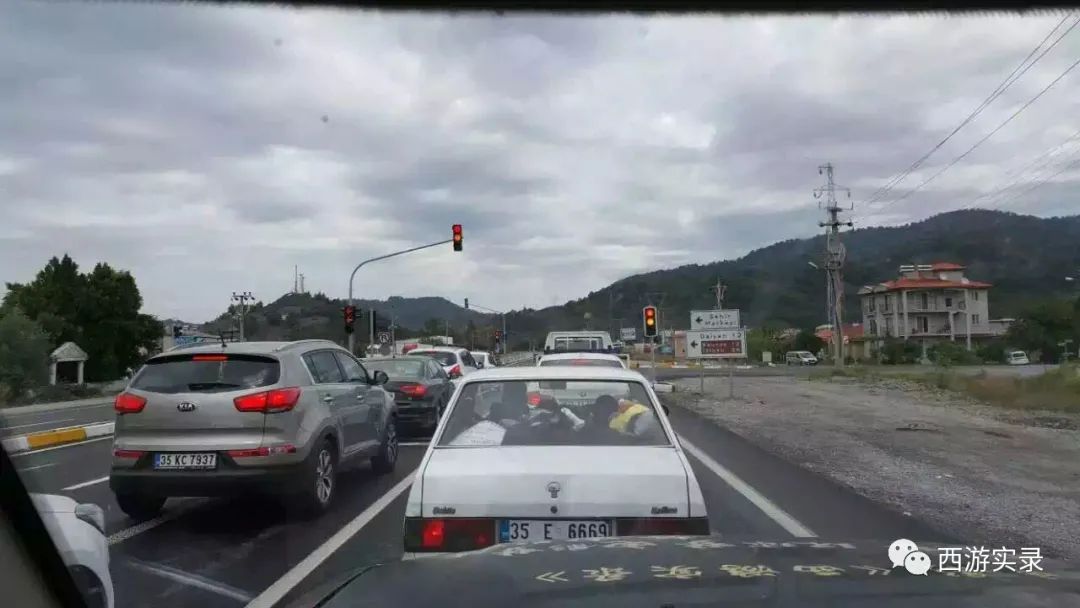 她的伊朗心上人委婉拒绝了她