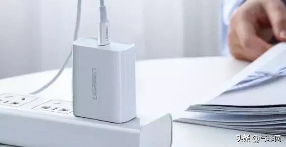 不同品牌的手机充电器可以混用吗,手机充电器和数据线能乱用吗