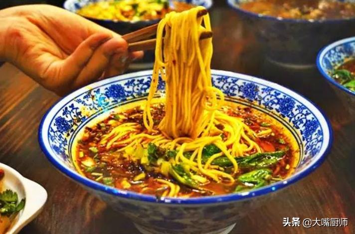 曾经很火的重庆小面,当年爆火的重庆小面