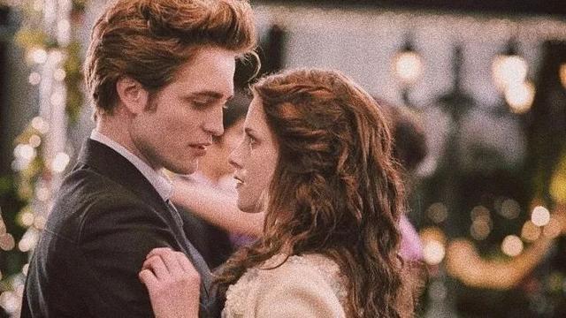 假期在家看电视剧,放假在家看什么剧集