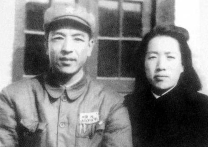 *飚耿**和赵兰香，睡在窑洞之中的战士夫妇，新中国的外交明星