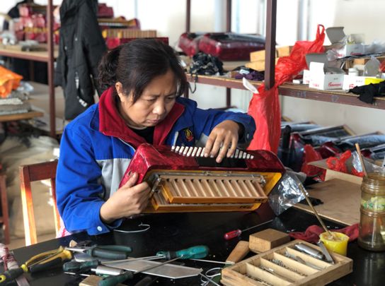 静海鹦鹉乐器打造“4S店”服务模式